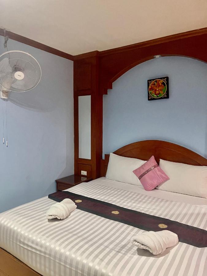 Innarm House Patong Buitenkant foto