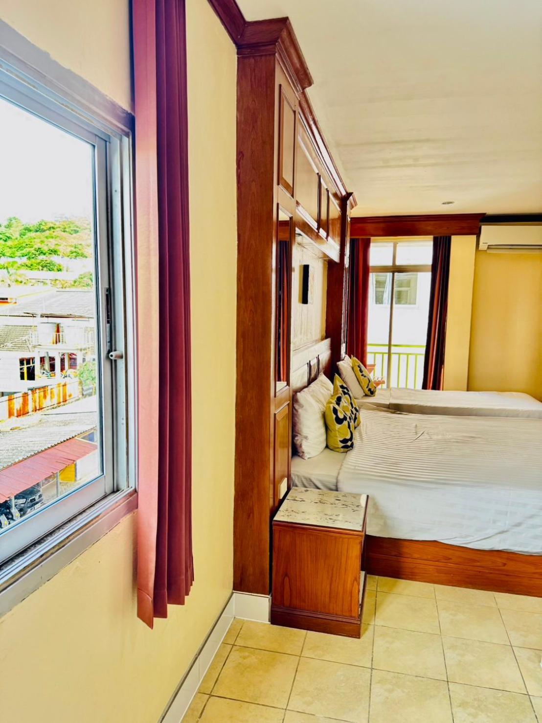 Innarm House Patong Buitenkant foto